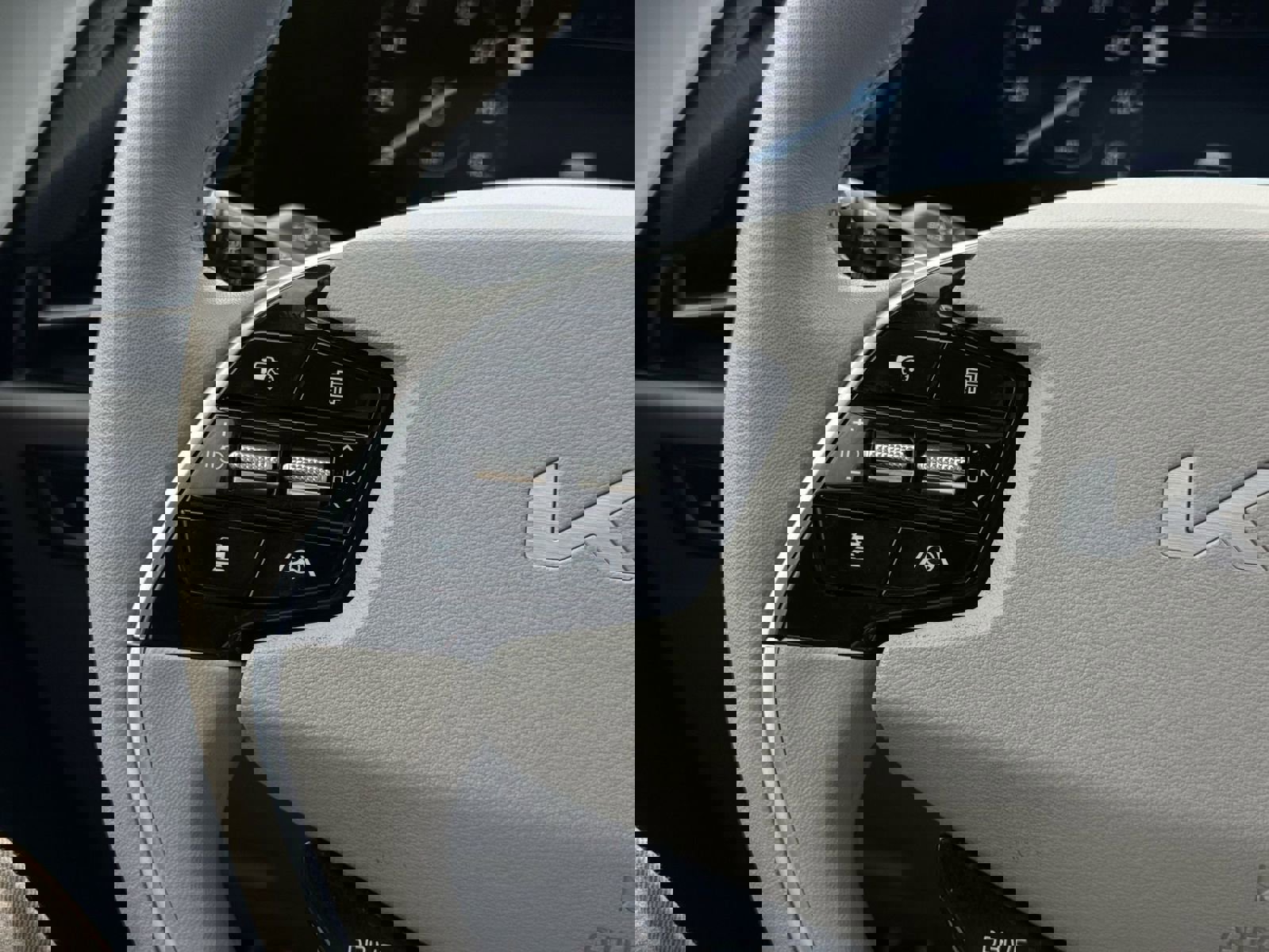 Used 2023 Kia Niro Wave FWD image 15