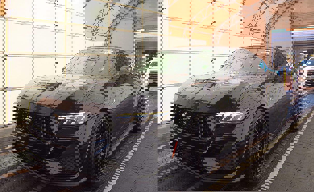 Used 2024 Ford Mustang GT image 1