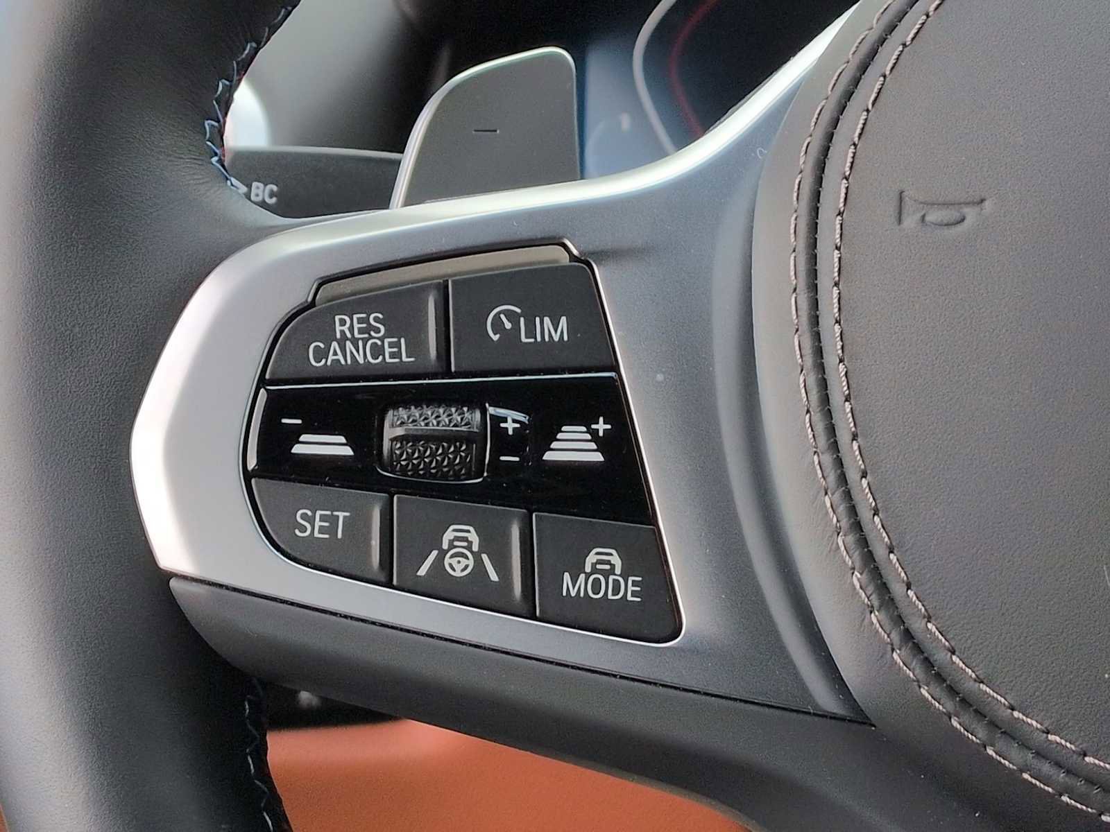 Used 2025 BMW M850i xDrive image 25