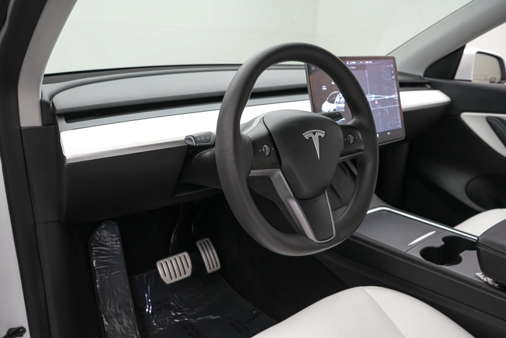 Used 2021 Tesla Model Y Performance AWD/4WD image 13