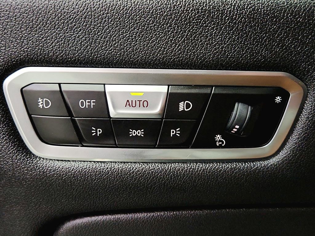 Used 2019 BMW X5 xDrive40i w/ Luxury Seating Package AWD/4WD image 24