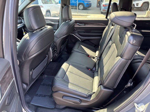 New 2027 Jeep Grand Cherokee L Limited AWD/4WD image 22