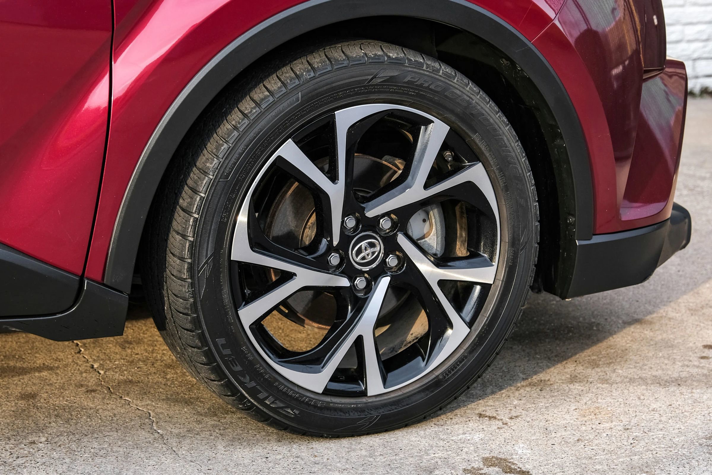 Used 2019 Toyota C-HR Limited image 54