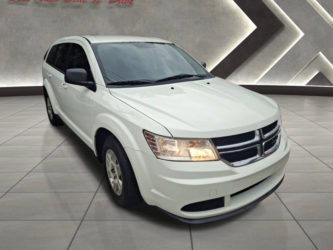 Used 2012 Dodge Journey American Value Package w/ Flexible Seating Group FWD image 2