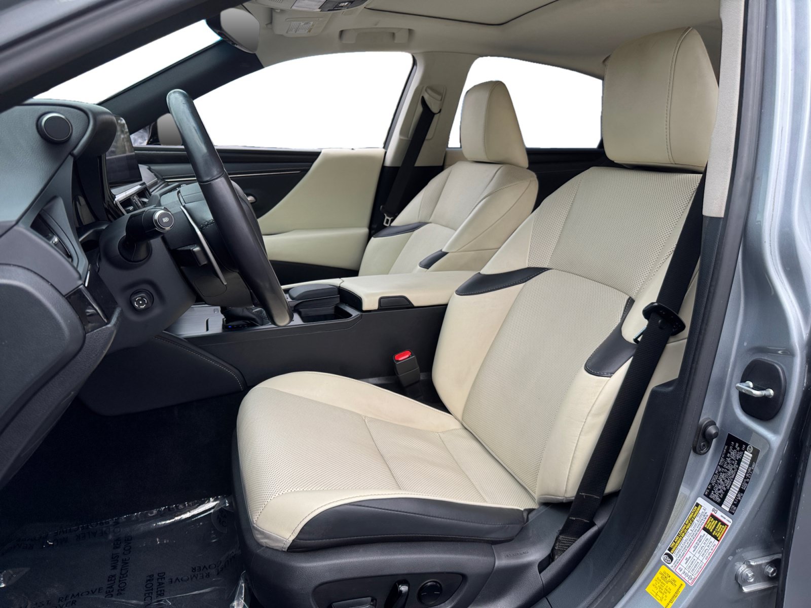 Used 2022 Lexus ES 300h w/ Premium Package FWD image 9