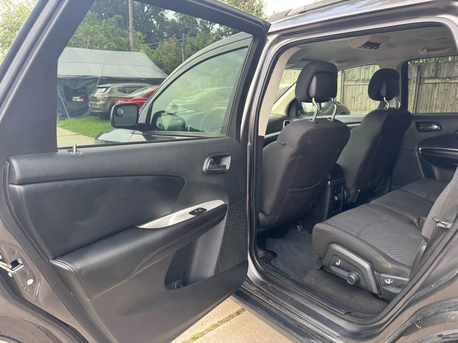 Used 2018 Dodge Journey SE w/ Popular Equipment Group FWD image 18
