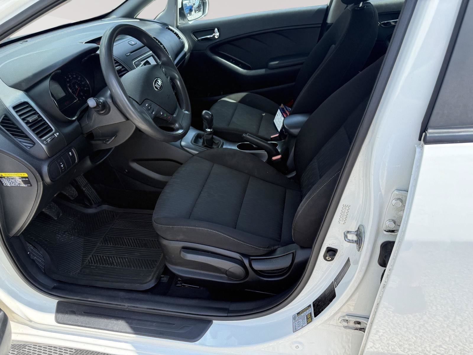 Used 2016 Kia Forte LX FWD image 20