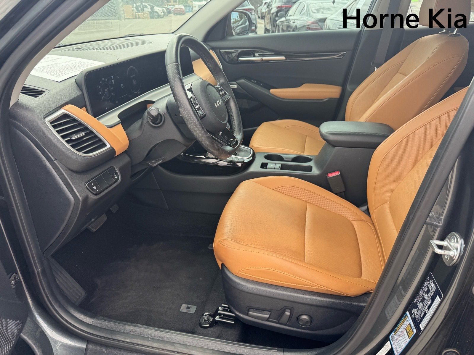 Certified 2024 Kia Seltos SX AWD/4WD image 10