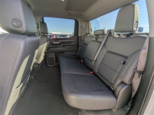 Used 2025 GMC Sierra 1500 SLT image 16