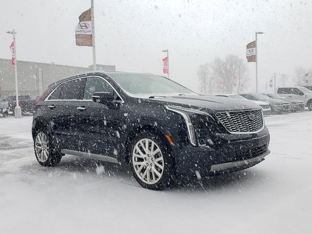 Used 2023 Cadillac XT4 Premium Luxury w/ LPO, Radiant Package image 3