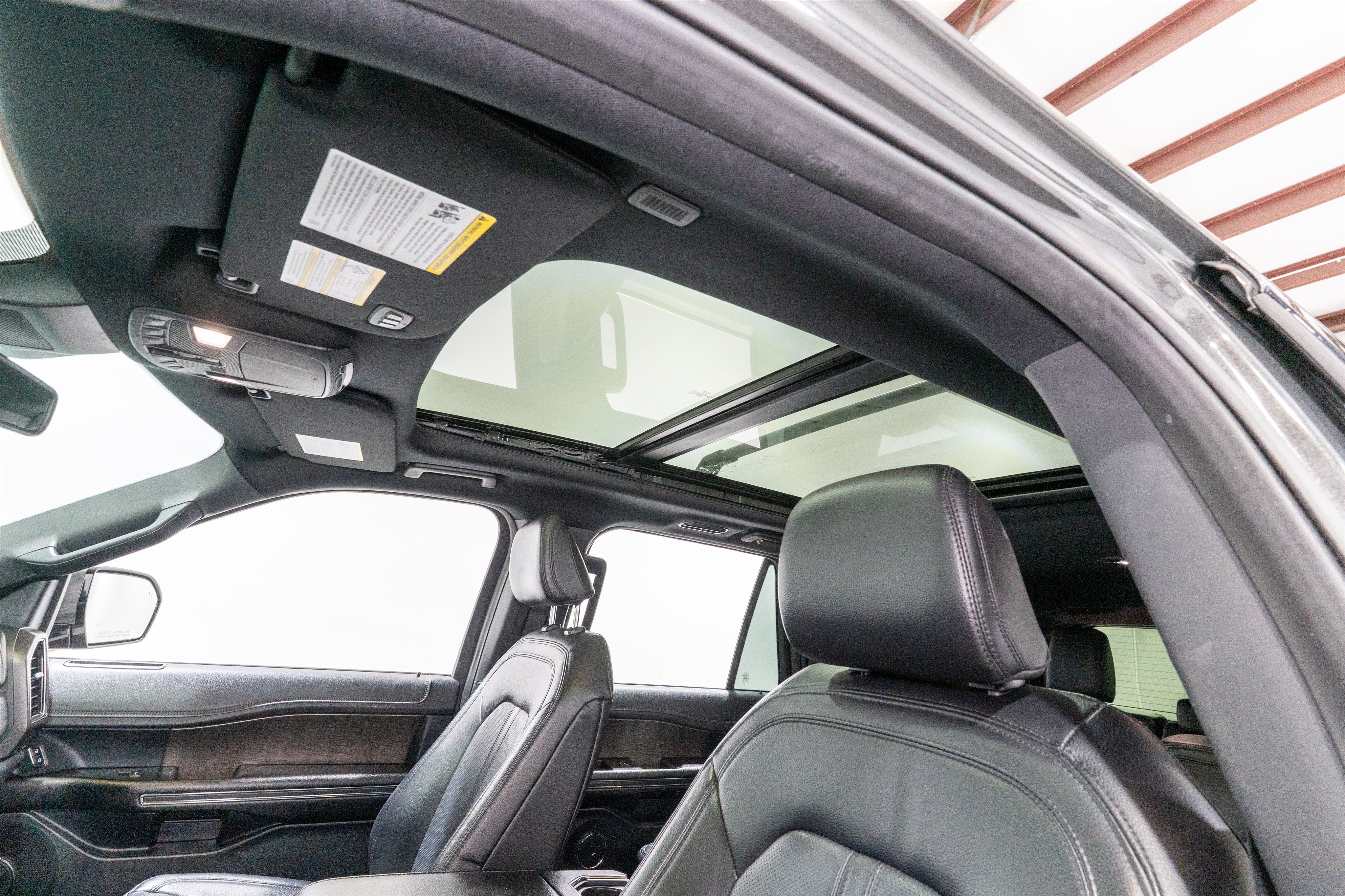 Used 2021 Ford Expedition Limited RWD image 17