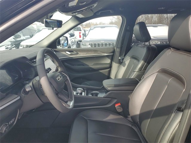 New 2025 Jeep Grand Cherokee Limited w/ Trailer Tow Package image 18