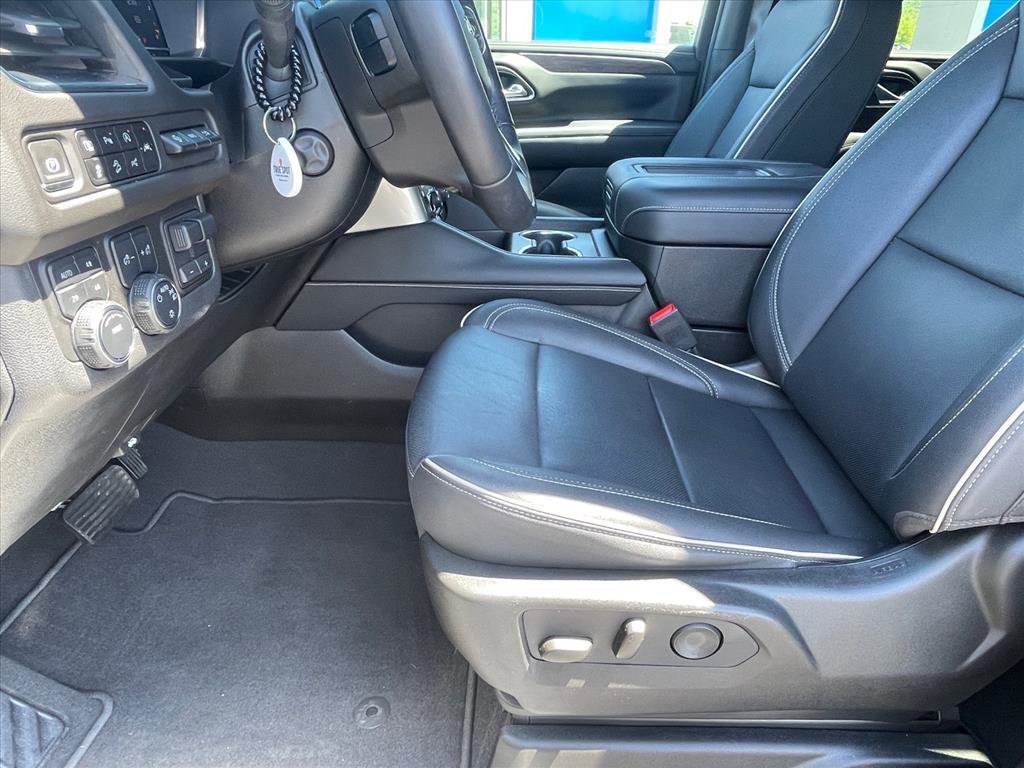 Used 2023 Chevrolet Tahoe Premier w/ Advanced Technology Package AWD/4WD image 21