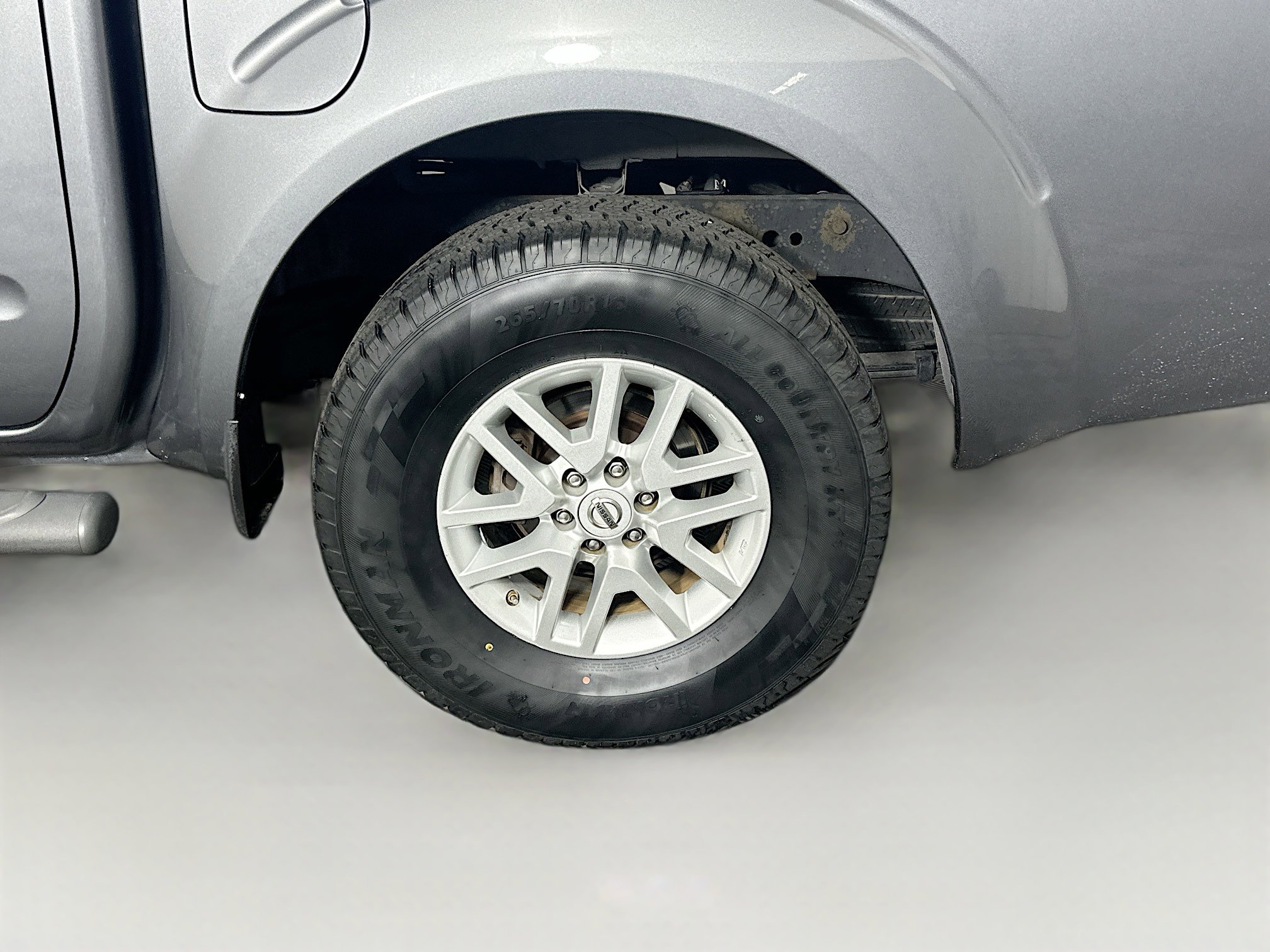 Used 2019 Nissan Frontier SV image 11