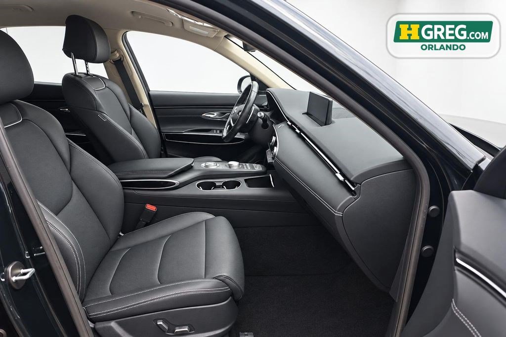 Used 2022 Genesis GV70 2.5T AWD/4WD image 11