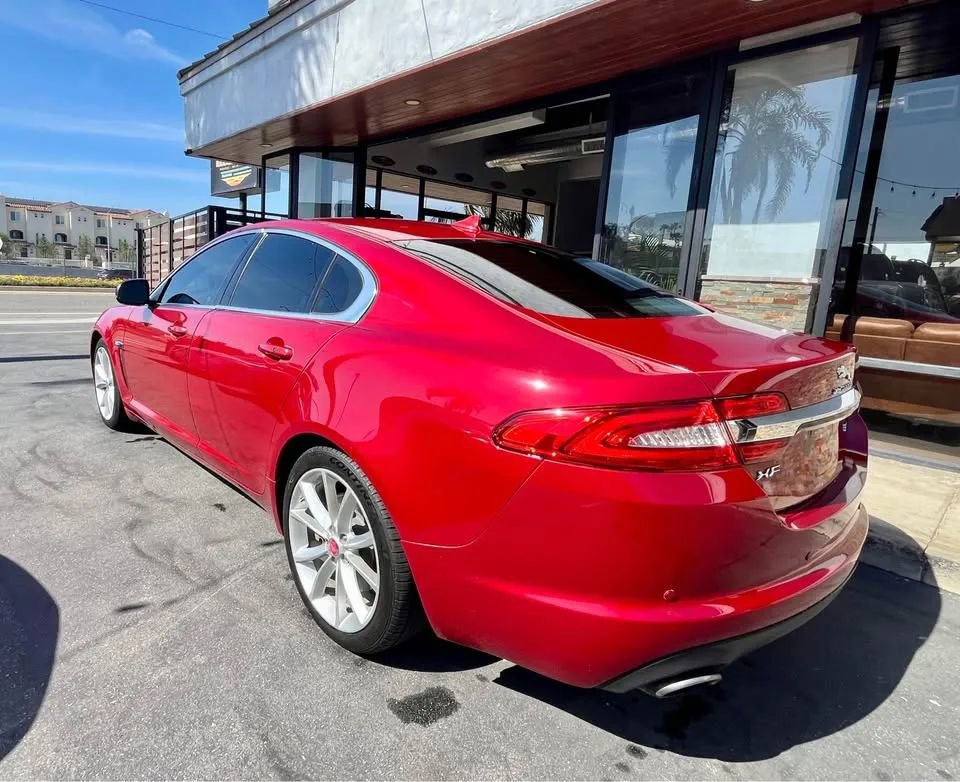 Used 2015 Jaguar XF Portfolio image 6