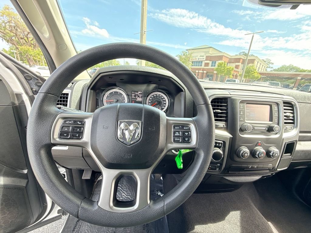 Used 2024 RAM 1500 Classic SLT AWD/4WD image 14
