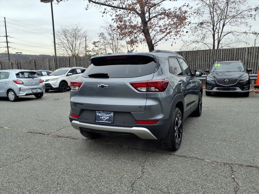 Used 2021 Chevrolet TrailBlazer LT w/ Sun and Liftgate Package image 6