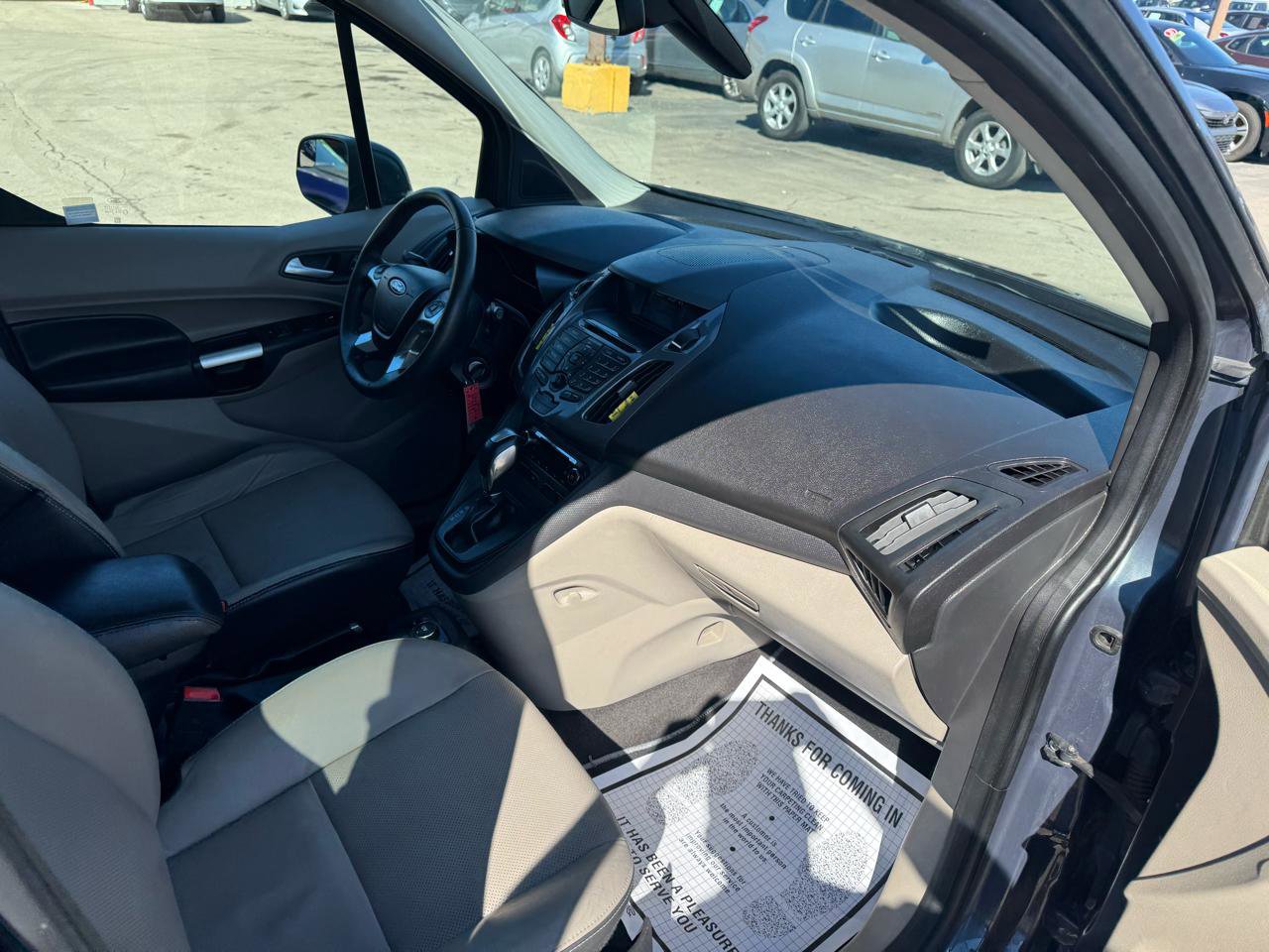 Used 2014 Ford Transit Connect Titanium image 10