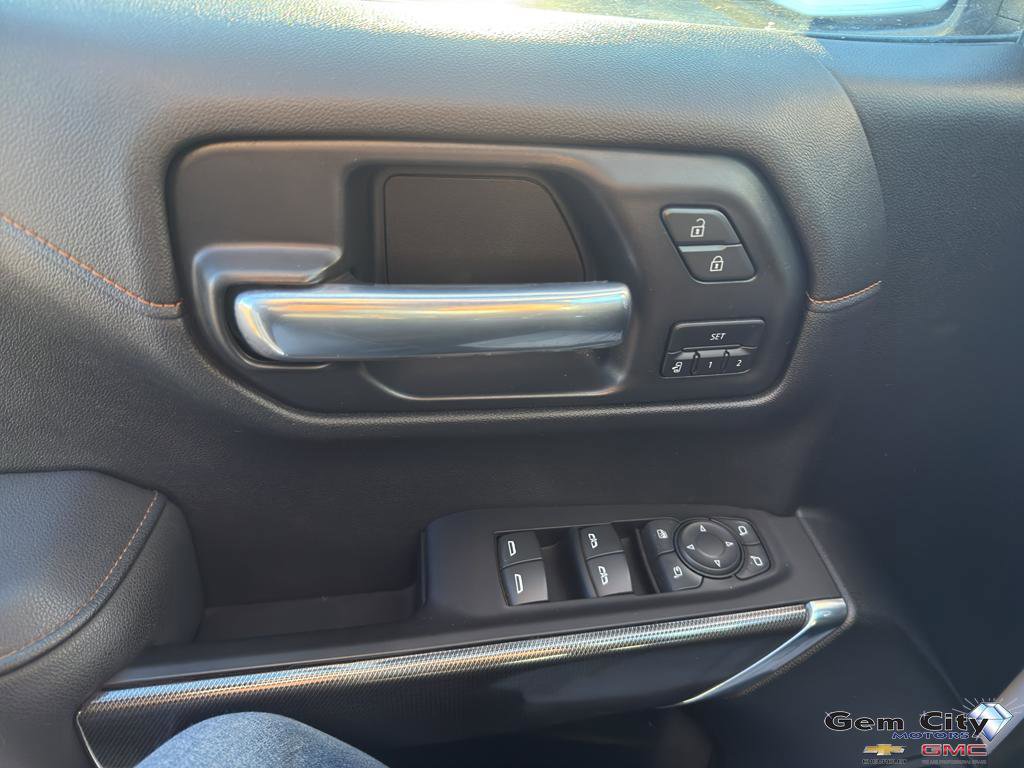 Used 2021 GMC Sierra 1500 AT4 w/ AT4 Premium Package image 30