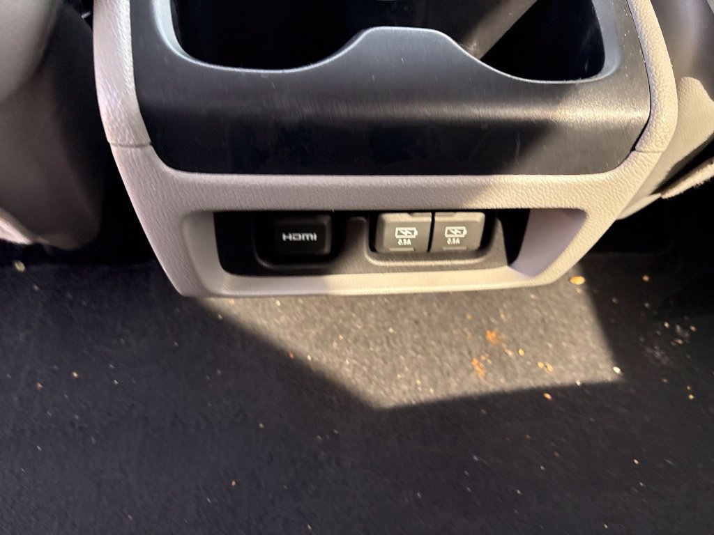 Used 2019 Honda Odyssey Elite image 23