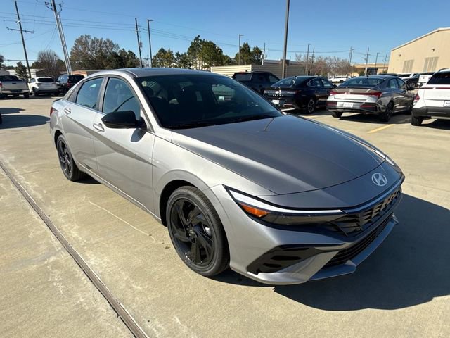 New 2026 Hyundai Elantra SEL Sport Premium w/ Cargo Package FWD 360° Tour