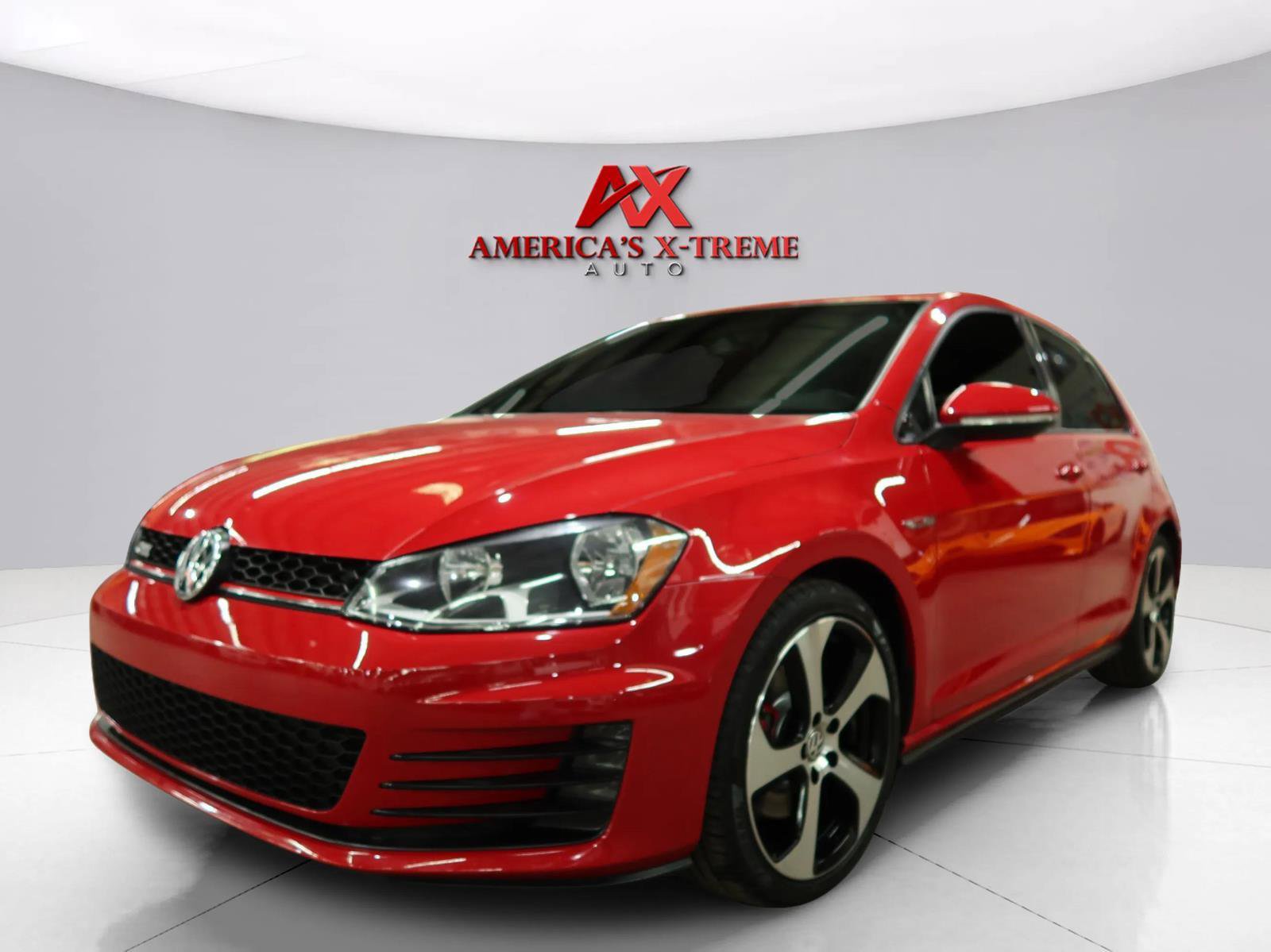 Used 2017 Volkswagen GTI 4-Door FWD image 2