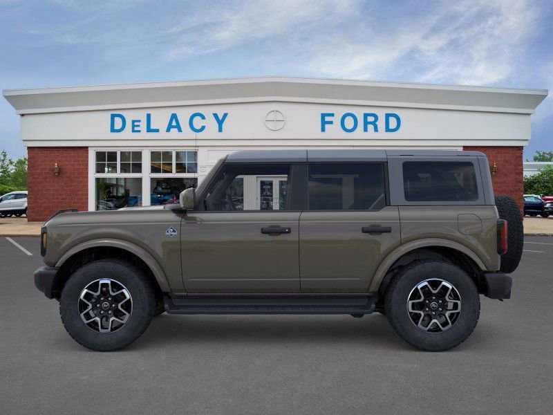 New 2026 Ford Bronco Outer Banks image 3