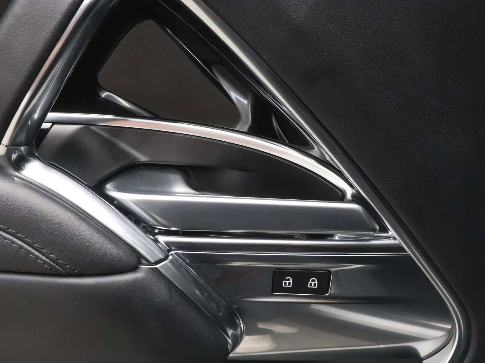 Used 2024 Land Rover Range Rover Autobiography image 15