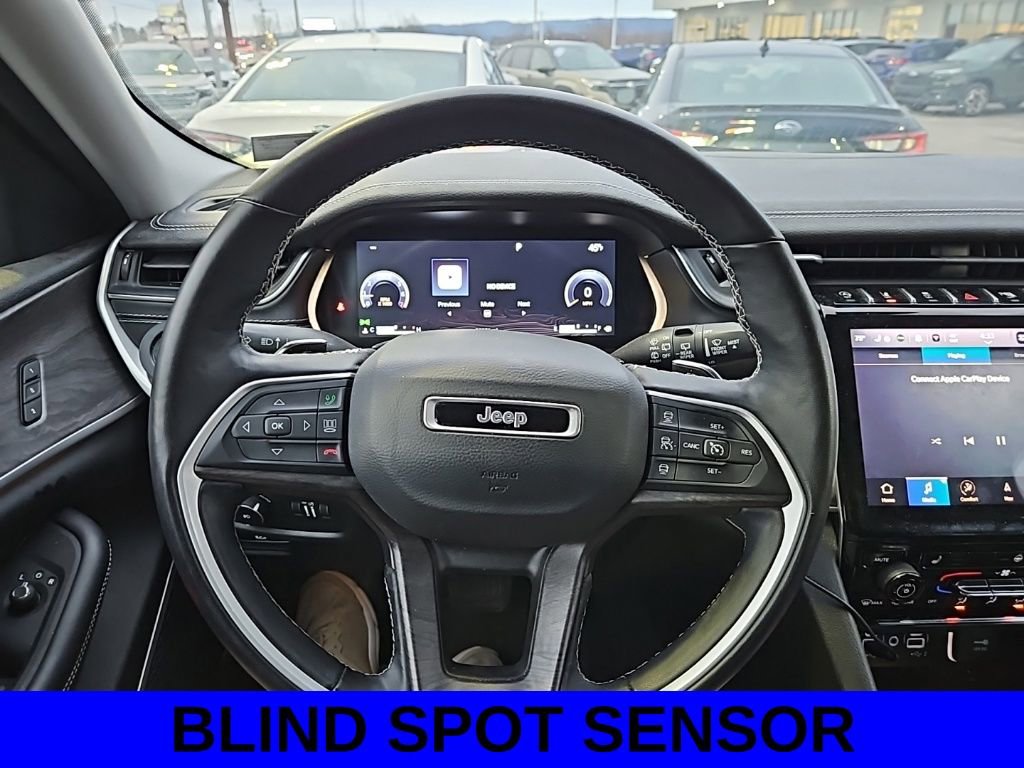 Used 2022 Jeep Grand Cherokee L Limited image 9