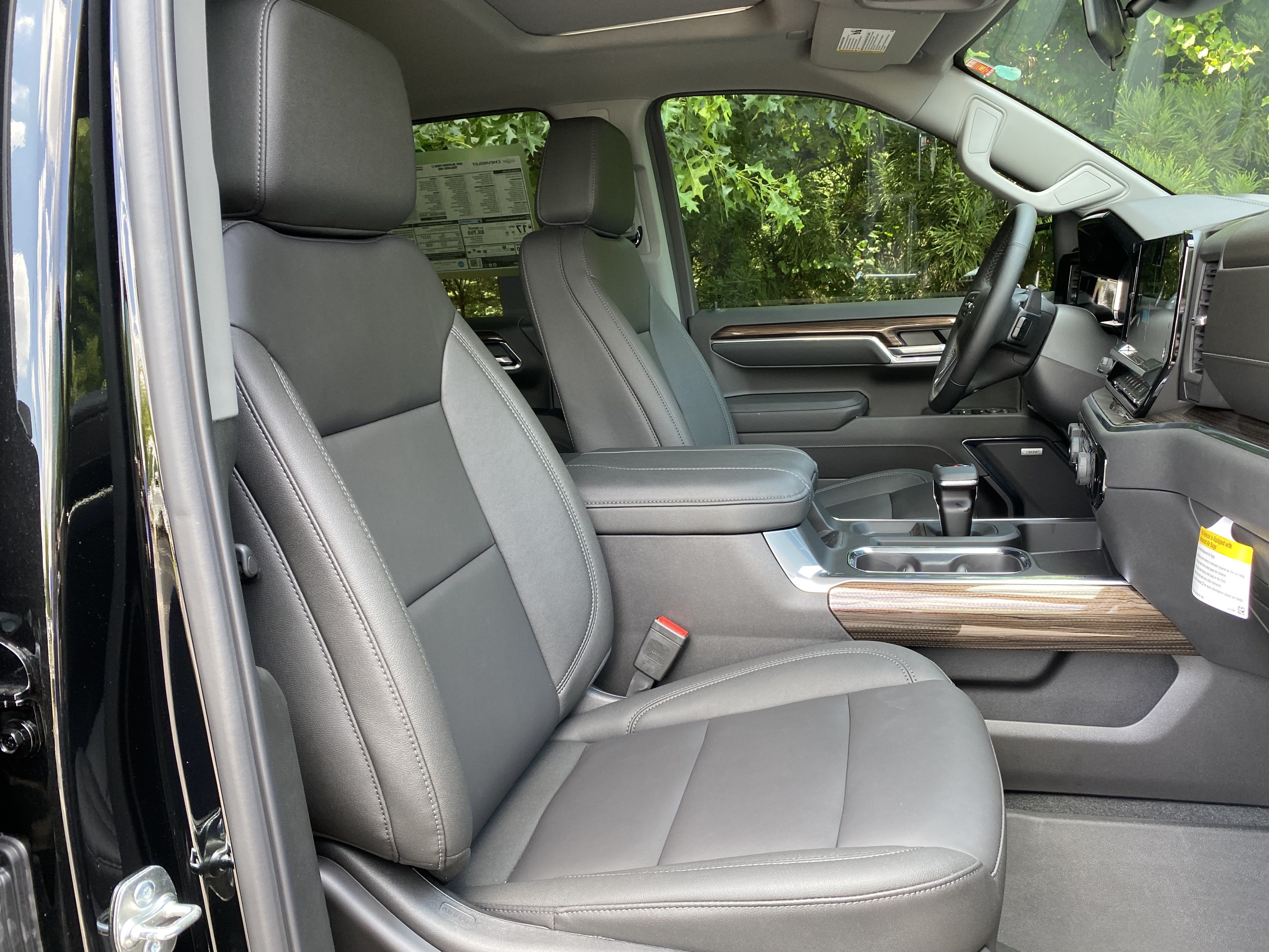 New 2026 Chevrolet Silverado 1500 LT Trail Boss w/ Convenience Package II AWD/4WD image 37