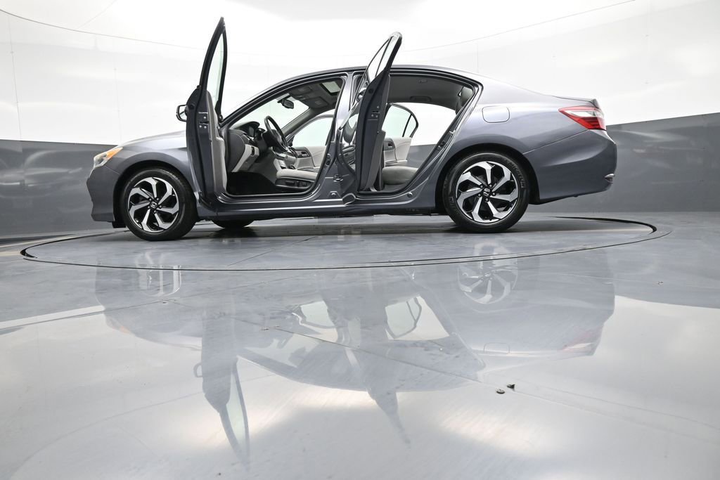 Certified 2017 Honda Accord EX-L image 49