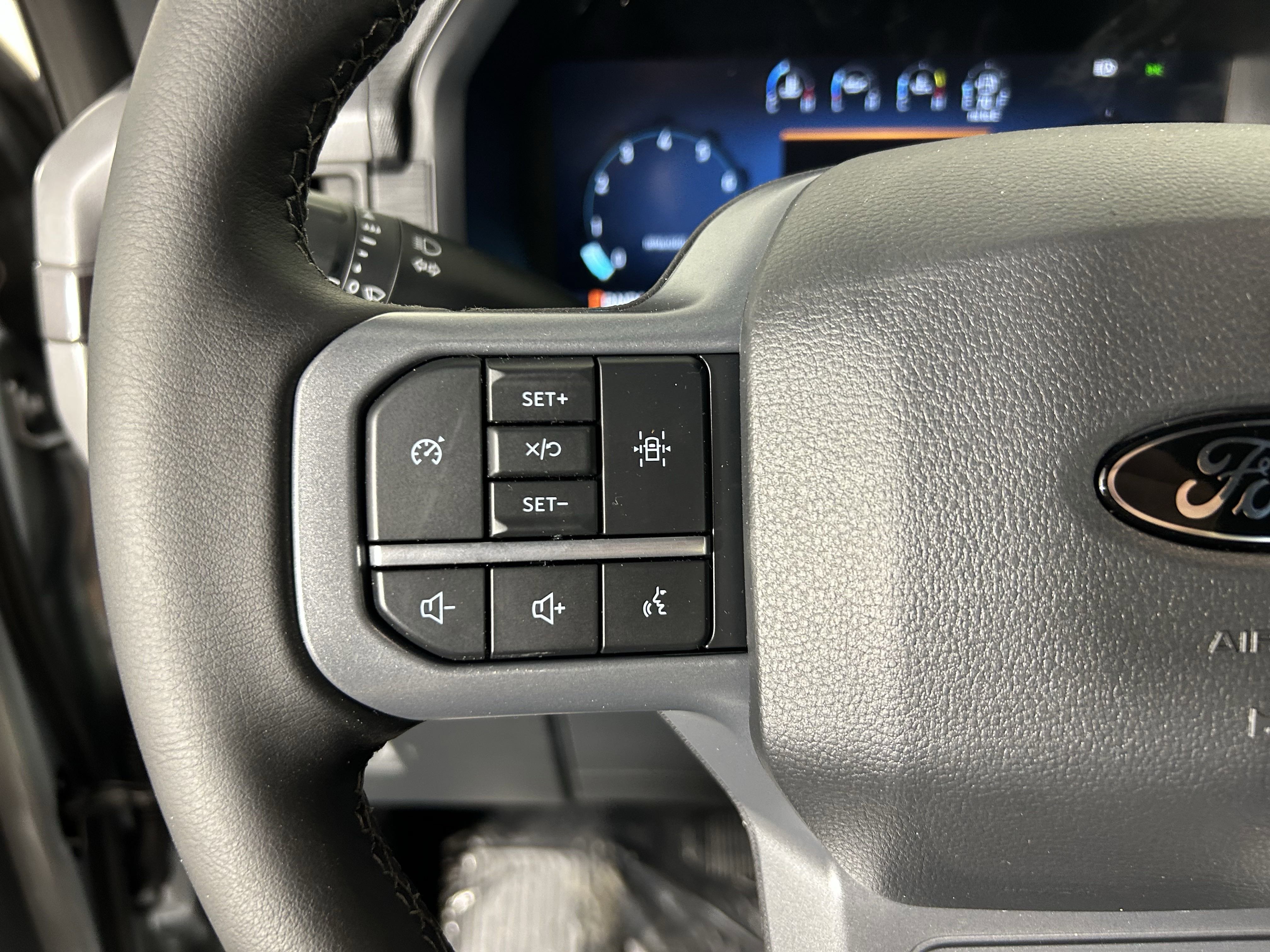 New 2025 Ford F150 XLT w/ Equipment Group 301A Standard image 28