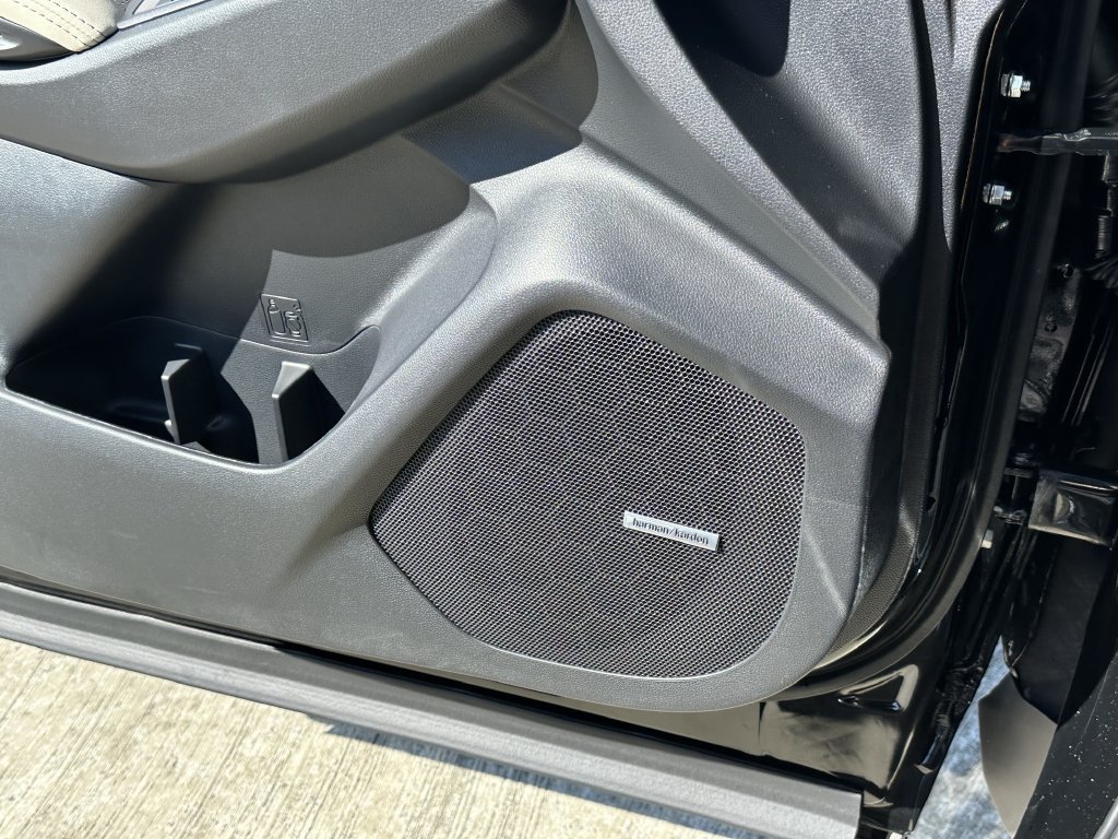 New 2027 Subaru Ascent Limited AWD/4WD image 26