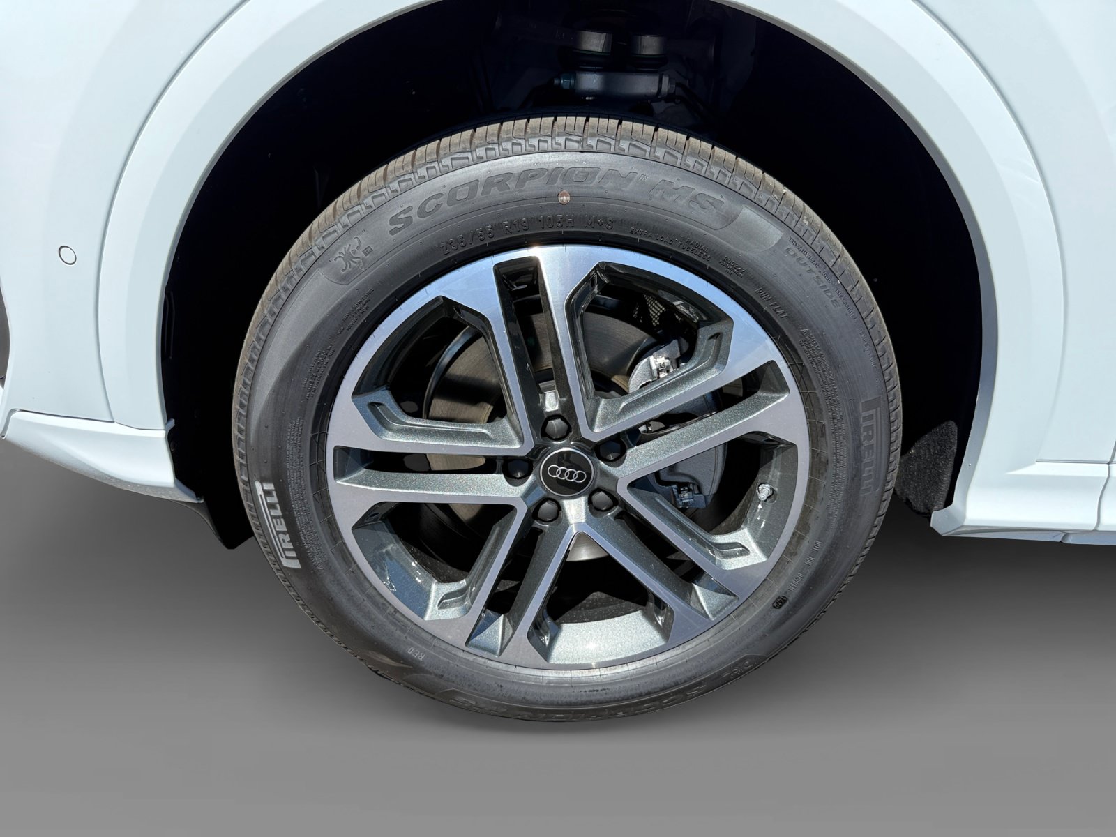New 2026 Audi Q5 Premium Plus AWD/4WD image 9