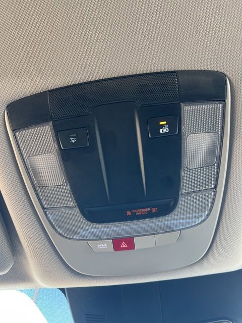 Used 2024 Kia Sorento S image 20