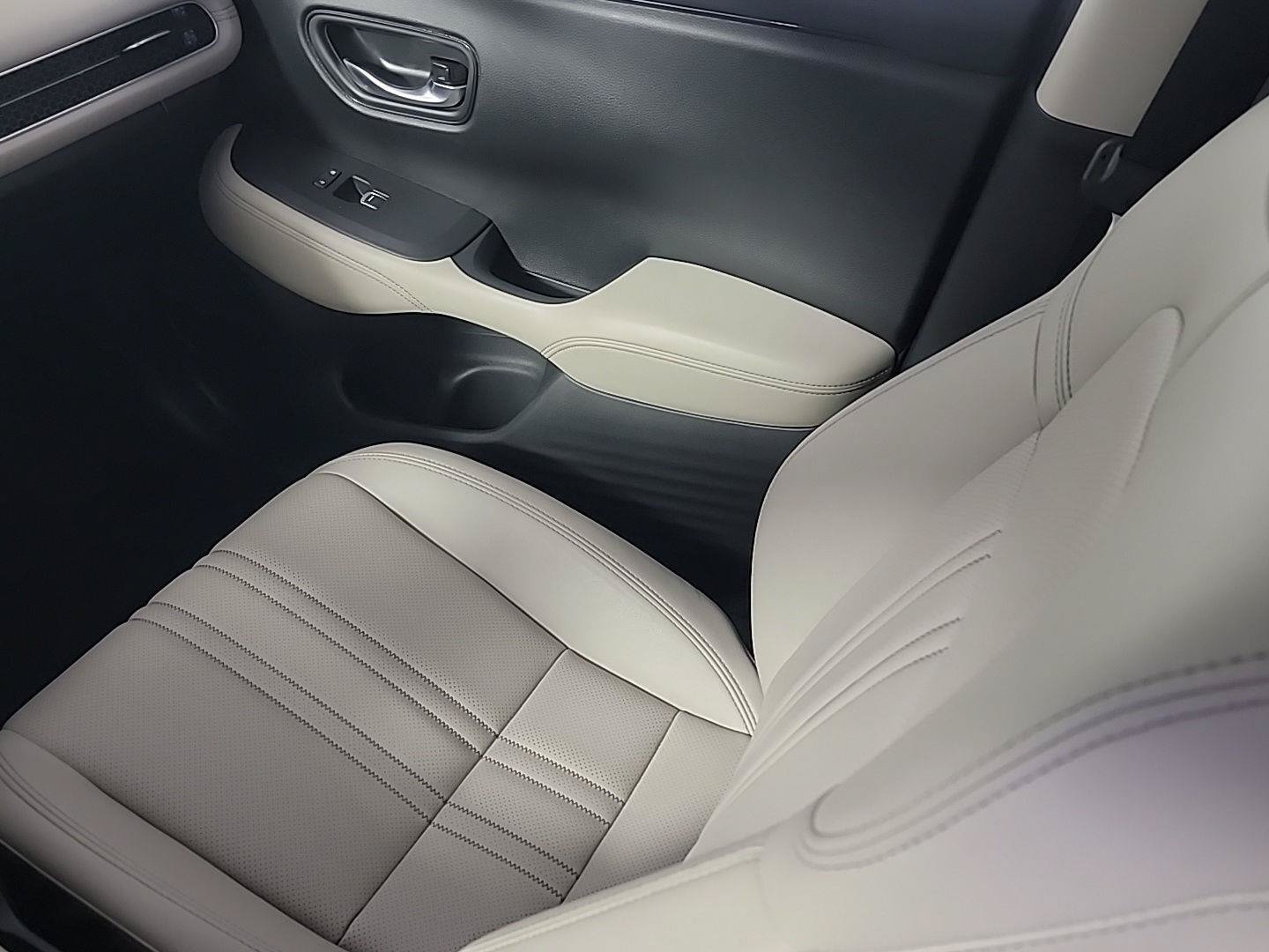 Certified 2026 Honda HR-V EX-L image 21