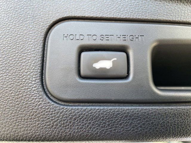 Used 2023 Acura MDX A-Spec image 20