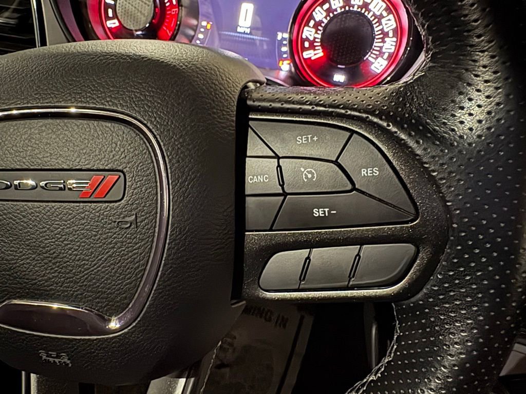 Used 2023 Dodge Challenger R/T w/ Blacktop Package image 33