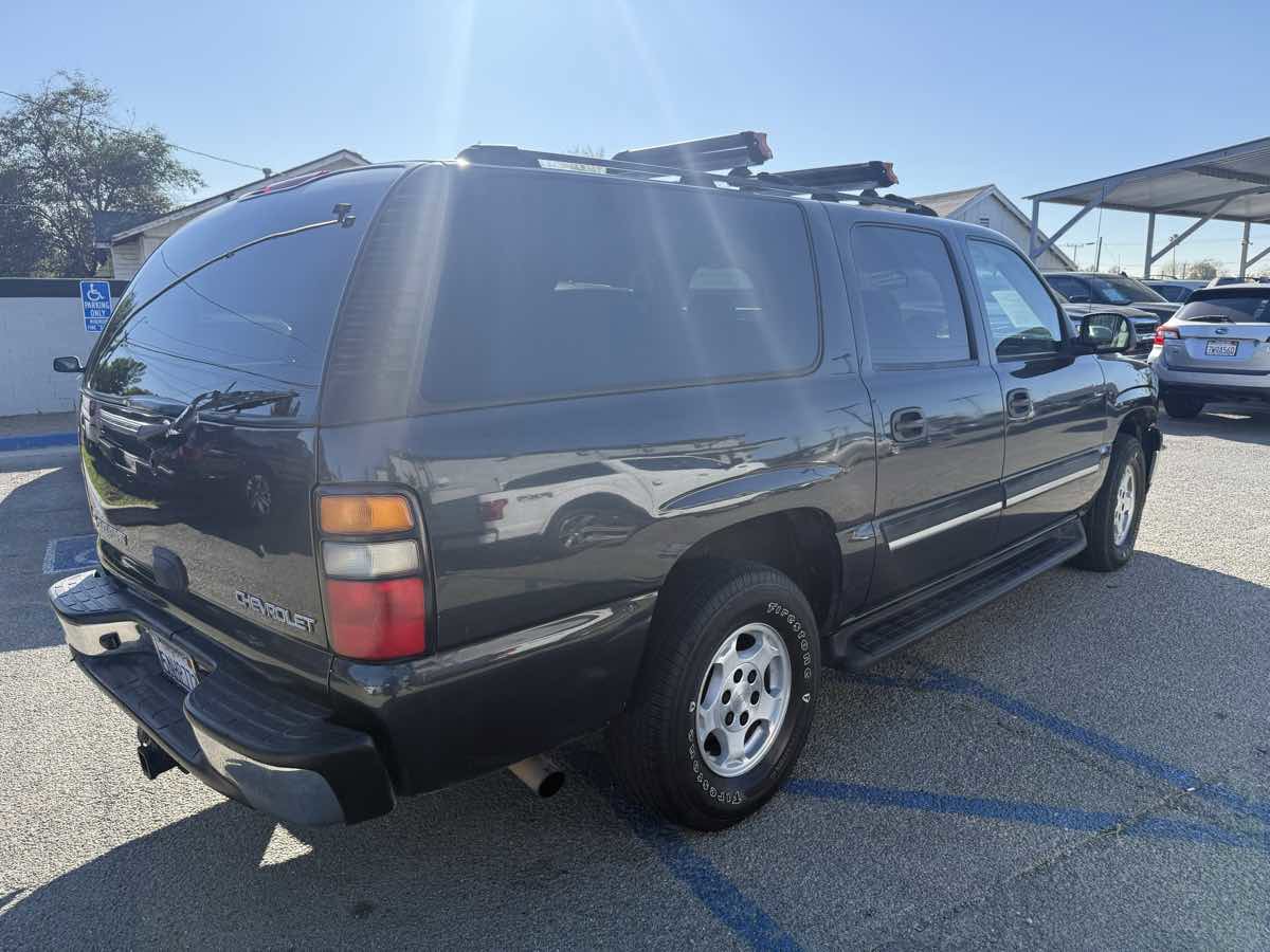 Used 2005 Chevrolet Suburban LS w/ Cargo Package image 5