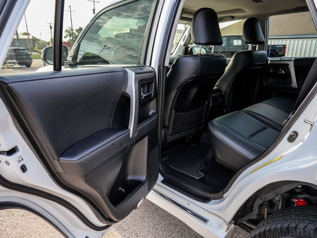 Used 2024 Toyota 4Runner Limited AWD/4WD image 28