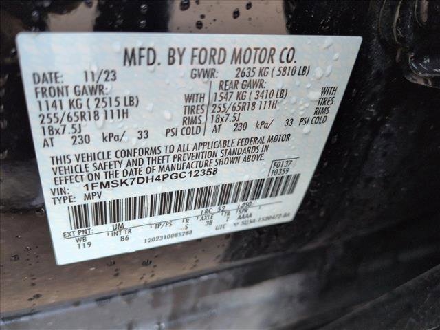 Used 2023 Ford Explorer XLT image 27