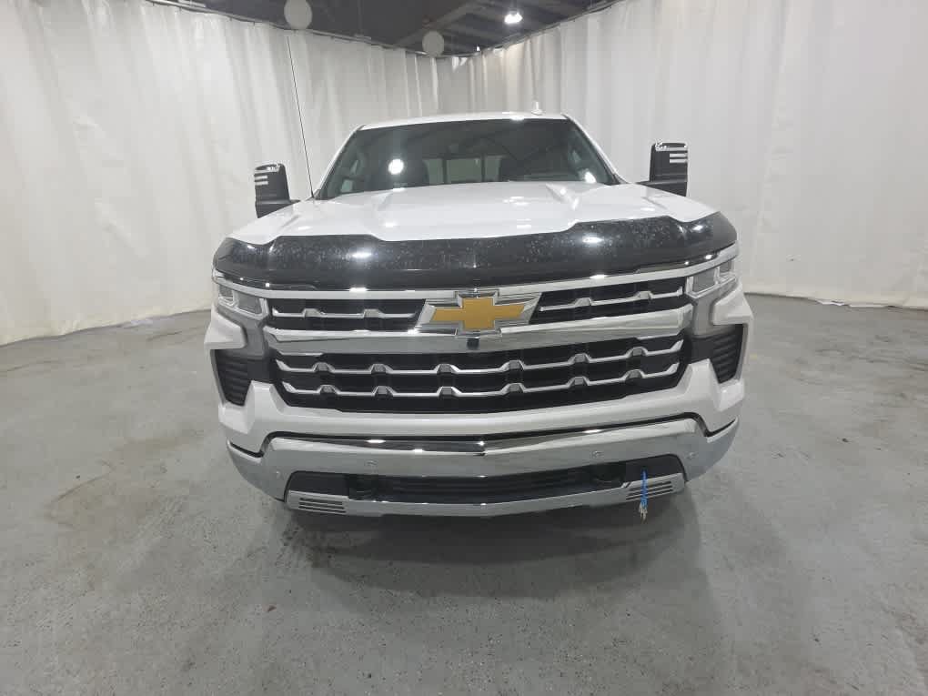 Certified 2024 Chevrolet Silverado 1500 LTZ w/ LTZ Premium Package AWD/4WD image 10