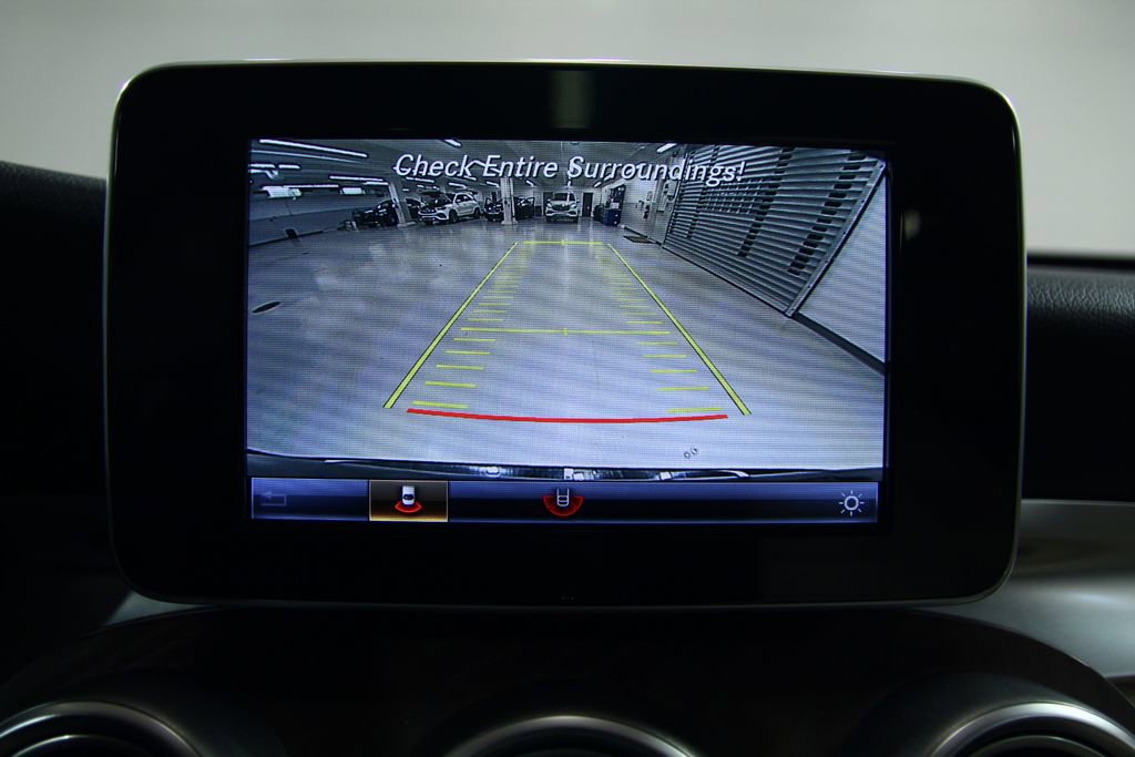 Used 2019 Mercedes-Benz GLC 300 4MATIC image 12