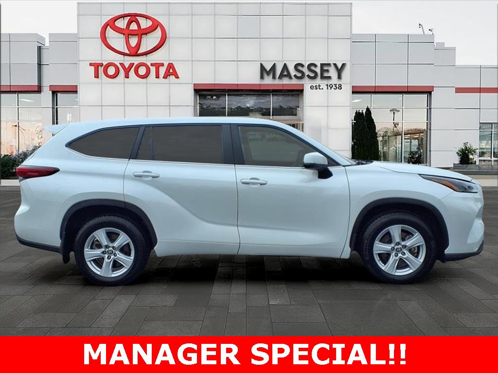 Used 2023 Toyota Highlander L
