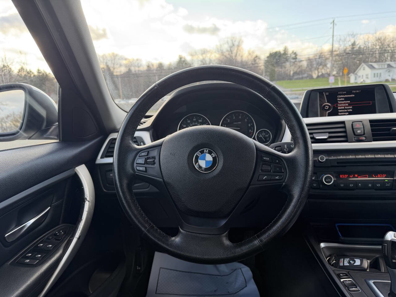Used 2013 BMW 328i xDrive Sedan image 9