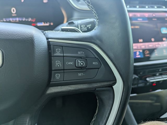 Used 2022 Jeep Grand Cherokee L Limited image 34