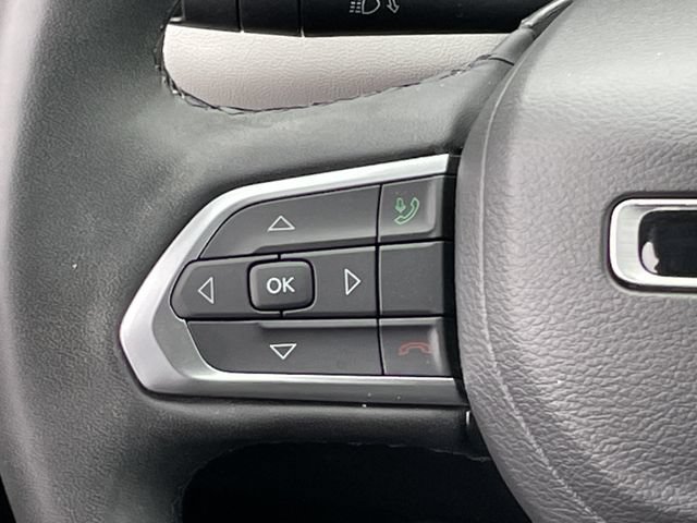 Used 2025 Jeep Compass Limited AWD/4WD image 14