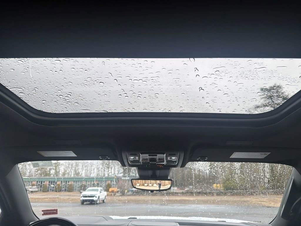 New 2026 GMC Yukon XL Denali w/ Denali Reserve Package image 22