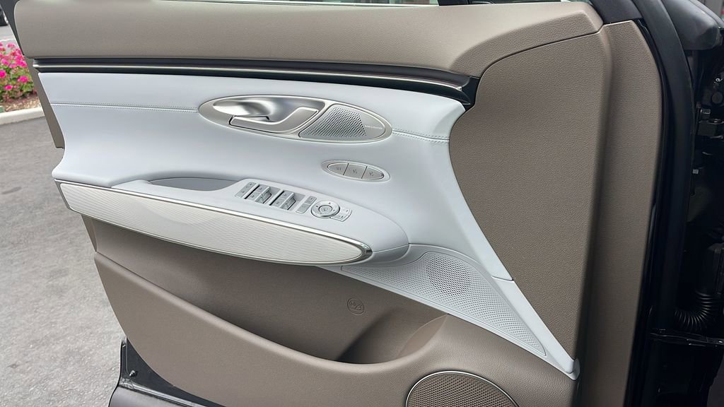 New 2026 Genesis GV70 2.5T Advanced image 27